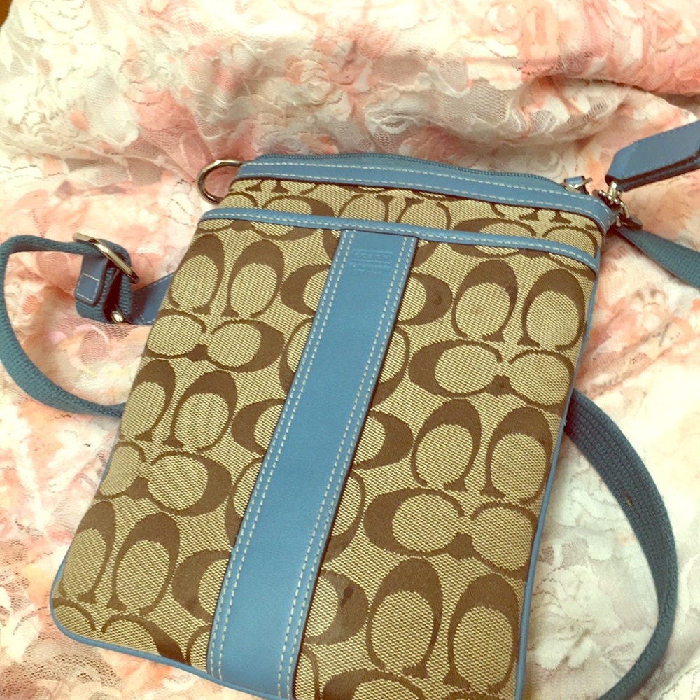Coach signature swingpack blue